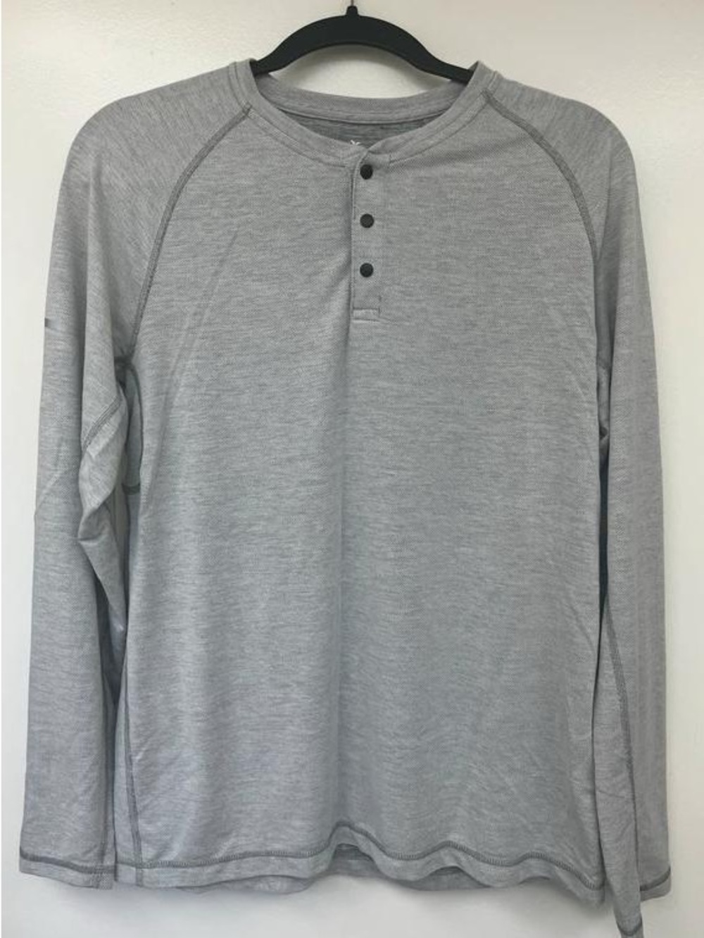 Lulu-B Light Gray Men's Long-Sleeve Henley